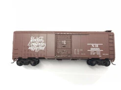 Athearn 5009 HO Scale 40' AAR Boxcar (Blue Box Kit) New Haven NH 30565 - NOS
