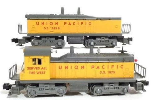 Lionel 6-18939 O Gauge Union Pacific NW2 Diesel Switcher Set - NOS 3 Lionel 6-18939 O Gauge Union Pacific NW2 Diesel Switcher Set - NOS - Image 3