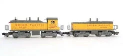 Lionel 6-18939 O Gauge Union Pacific NW2 Diesel Switcher Set - NOS