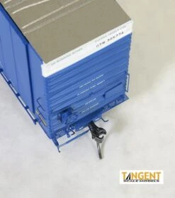 Tangent 25518-08 HO Scale 86' Auto Parts Boxcar Grand Trunk Western GTW 305774 -Model Trains Shop tangent scale models 25518 08 ho scale 86 auto parts boxcar gtw 305774 3