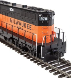 Walthers Mainline 910-258 HO Scale EMD GP9 Diesel Detail Kit -Model Trains Shop walthers mainline 910 258 ho scale emd gp9 diesel detail kit 3